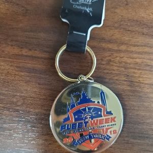 2019 fleetweek new York keychain